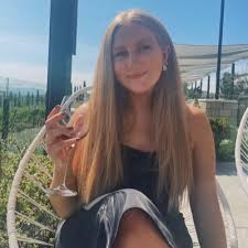 marie brookins (@mariebrookins18)