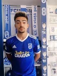 Cu napoli pe bancă, fcu craiova a ajuns să aibă cel mai bun atac al ligii 2, cu 21 de goluri nicolo napoli a venit la fcu craiova în august, la finalul lunii, după ce eugen trică a fost demis. PremierÄƒ In Romania Fc Universitatea Craiova A Lansat MÄƒÈ™ti De ProtecÈ›ie Personalizate Pentru Suporterii Alb AlbaÈ™trilor Cu Chipul JucÄƒtorilor