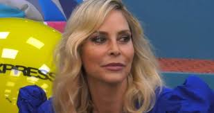 La sua principale attività nel mondo del cinema è quella di interprete e tra i lavori più. Stefania Orlando Turbata Confessione Inaspettata Al Gf Vip Sei Piu Di Un Fidanzato Gossip Italia News