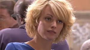 Plus belle la vie : Coralie fera-t-elle le deuil de son frère ?