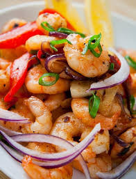 To serve the pasta, divide it among six plates. Garlic Shrimp Stir Fry With Peppers Onions The Kitchen Magpie