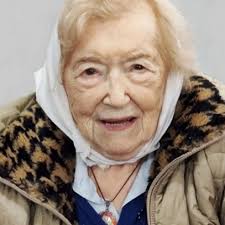 El Museo del Holocausto de Buenos Aires lamenta informar el fallecimiento  de la sobreviviente Eva Fono de Rosenthal Z'L. Eva Rosenthal nació en 1925  en Budapest, Hungría. Durante la ocupación nazi, vivió