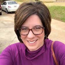 Kellie Mock's Instagram, Twitter & Facebook