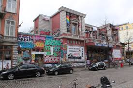 500 menschen aus nahezu allen hamburger bezirken, die die bar. Rote Flora Wikipedia