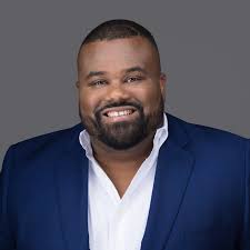 Eric Pierre's Instagram, Twitter & Facebook