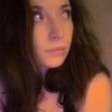 Shayna Gibson's Instagram, Twitter & Facebook