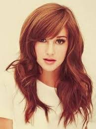 Schulterlange haare und ein akkurat geschnittener pony: Frisuren Mit Pony An Der Seite Fur Lange Mittlere Und Kurze Haare Kurz Haar Frisuren Lange Haare Frisuren Mit Schragem Pony Frisur Pony Lang