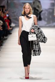 Preise vergleichen und bequem online kaufen! Riani Berlin Herbst Winter 2020 2021 Kollektion Vogue Germany Herbst Winter Herbstmode Vogue