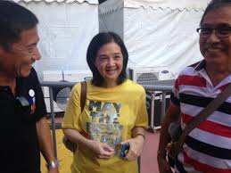 The aquino sisters were also accompanied by tourism secretary ramon jimenez. Viel Aquino Dee Sister Of Ex Pres Noynoy Aquino Attends Vp Leni Robredo 039 S Thanksgiving Party Jacbartolome Gma News Breaking Scoopnest