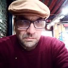 Renzo Castillo (@renzojc)