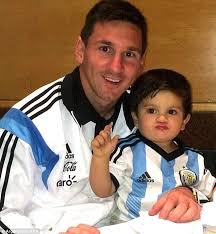 In 2009, he joined the spanish football club, real madrid, and played his debut match for the club on the 29 th of august 2009. Footballers And Their Sons Photos Footballwood Com