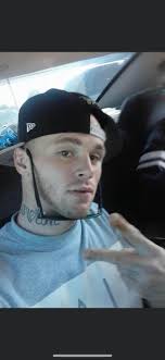 Hi! I,m Colton Price and i'm 21. I am in Southeast State Correctional  Complex in KY and i'm looking for people to talk to. You can contact me by  messaging me through