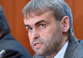 Róbert šlachta svou hru o generálské frčky a post policejního prezidenta neustál. Byvaly Sef Gibs Slachta Je Lhar Forum24