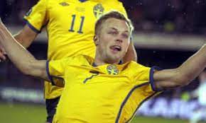Bengt ulf sebastian larsson is a swedish professional footballer who plays as a midfielder for allsvenskan club aik and the sweden national. Sebastian Larsson Hopes Sweden Can Make It Half A Century Of Hurt Sweden The Guardian