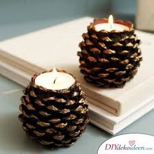 Basteln Mit Tannenzapfen Die 15 Schonsten Diy Bastelideen In 2020 Mit Tannenzapfen Basteln Teelichter Basteln Diy Bastelideen Weihnachten