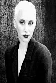 Fabulosity: Janis Leonard Talks Fashion & Design