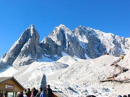Jade dragon snow mountain ( simplified chinese: Jade Dragon Snow Mountain Lijiang Transport Location What To See