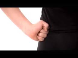 Januar 2011) aus lautrach bei memmingen etwa 1975 entwickelte und in büchern und kursen vermittelte komplementärmedizinische manuelle methode. Selbsthilfe Bei Einem Ileosakralgelenk Mit Hilfe Der Dorn Therapie Ubungen Mit Katrin Kolbe Youtube