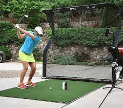 Best Golf Simulators 2021 Top Indoor Home Simulator Packages Golf Net Golf Hitting Net Golf Lessons