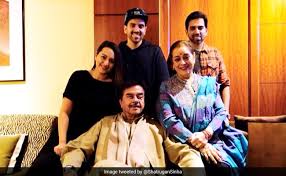 Pr fetched 'shotgun shatrughan sinha, wife poonam sinha grace indian idol 12. Warm Birthday Wishes For Sonia Gandhi Shatrughan Sinha And Family