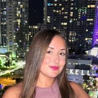 Amanda Parrella's Instagram, Twitter & Facebook