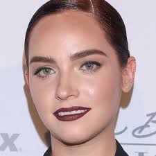 ▷ Biografía de Minnie West ◁ Edad, estatura, pack, novios, series,  películas