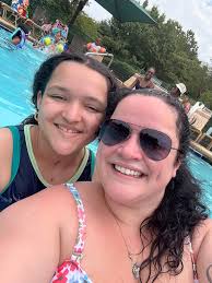 Lahaina shop with third-generation artist and family