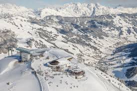 Ski resort in skicircus saalbach hinterglemm leogang fieberbrunn in the austrian alps. Saalbach Hinterglemm Leogang Fieberbrunn 270 Km Pisten Home Of Travel