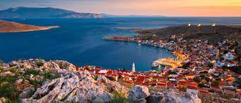 Η χάλκη είναι ελληνικό νησί του νοτιοανατολικού αιγαίου στο νησιωτικό σύμπλεγμα των δωδεκανήσων με 478 κατοίκους. Xalkh