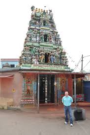 Farecompare palīdzēs jums atrast labākās viesnīcas un salīdzināt cenas starp salīdzinot cenas, jūs atradīsiet arī atlaižu viesnīcas jalan baru sri muniswarar temple, kas var padarīt jūsu. Arulmigu Sri Rajakaliamman Glass Temple Wikiwand