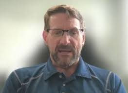 Steve Weiss's Instagram, Twitter & Facebook