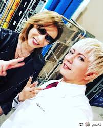 yoshiki on twitter gackt visual kei jrock