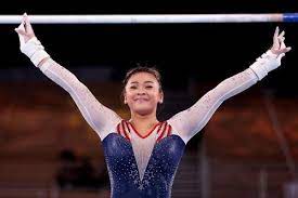 She was a member of the team that won gold at the 2019 world championships, where she also won silver on the floor. Q1x K Zwflffem