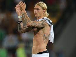 Jorn kjaer, midtjylland's kitman and father of denmark captain simon, has been obsessed by liverpool since 1966, when he was aged just five. Pin On Male Appreciation