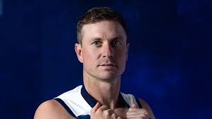 TEAMS: Cats drop young recruits, Hawks make call