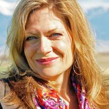 People in Business for Nov. 3, 2013