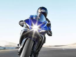 Acompanhe as últimas notícias e vídeos, além de tudo sobre esportes e entretenimento. 2022 Yamaha R7 Makes Global Debut Official Specs Revealed