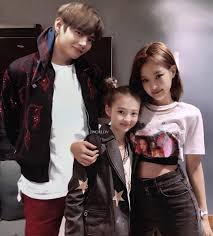 Gambar rose blackpink dan bts modern home revolution jeon jungkook wikipedia lisa blackpink dan jungkook bts jadi pasangan favorit di hubungan jungkook dan lisa famous person 100 images about bts blackpink on we heart it lisa jungkook bts blackpink best makneas if these 10 idol couples had babies here s what they d look. 340 Bts X Blackpink Ideas Blackpink Blackpink And Bts Kpop Couples