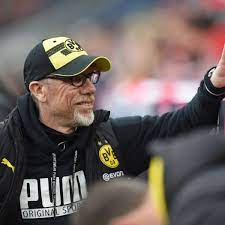 Fc köln und beim bvb. Peter Stoger Und Borussia Dortmund Bemuhen Sich Vor Dem Heimspiel Gegen Den Vfb Stuttgart Um Normalitat Bvb 09