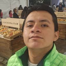 ✨Más fotos de #KarolG como un ángel de Victoria's Secret ❤️‍🔥🪽 La  colombiana deslumbró al mundo con su participación en el icónico desfile de  Victoria's Secret, donde lució espectacular con un estilo