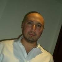 Sara Hakimi's Instagram, Twitter & Facebook