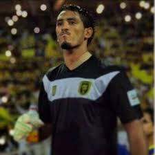 يحسُنُ بالمسلم أن يتّعظَ بقصص السّالفين، ففي كلّ حادثةٍ له عبر وفوائد تصحيح رؤيةِ الإنسان المسلم للدنيا، وتعاطيه مع ملذّاتها، فذاك أويسٌ رفضَ ما يراه أهل الدّنيا محمودًا من عطاء السّلطان والقرب من الوالي؛ لأنّه. ÙÙØ§Ø² Ø§ÙÙØ±ÙÙ Fawaz Alqarni2 Twitter