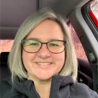 50+ perfiles de «Devlin»