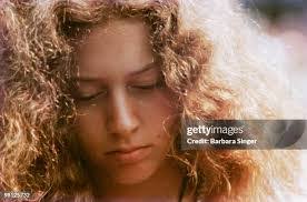 Barbara Curl's Instagram, Twitter & Facebook