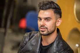 Középiskolai tanulmányait a szentesi horváth mihály gimnáziumban, valamint a gyulai erkel ferenc gimnáziumban végezte (ez utóbbiban csak a 2. Horvath Tamas Csaladi Dramajarol Vallott Ripost