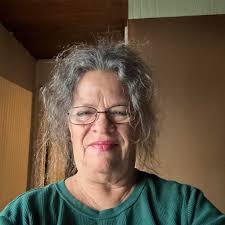 What type bird is this I live in South Carolina I have never saw one before 