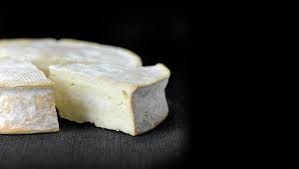 Mi Careme Fromagerie De L Ile Aux Grues Nos Fromages Fromages Du Quebec Distribution De Fromages Fins D Origine Fromage Cheese Fromage Fromagerie Et Lait De Vache