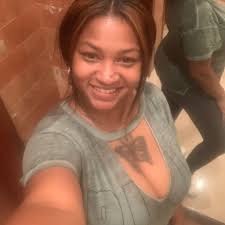 This is how I do #Miami! 🤪 Visited @lionfarms_ Such a BEAUTIFUL self  sustaining property..I did NOT want to leave. I'd build myself a little  house