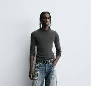 RIPPED BALLOON FIT JEANS