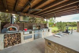 10 gorgeous backyard kitchen designs